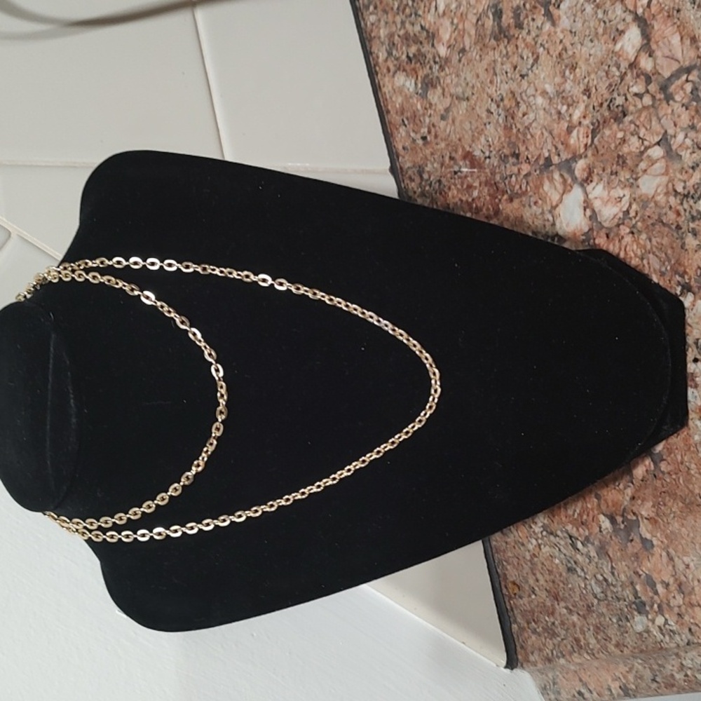 Light Weight Gold Necklace